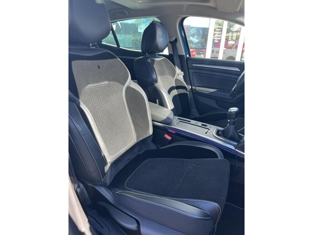 M&eacute;gane 1.2 Energy TCe - 130 IV BERLINE Intens PHASE 1 2017 occasion 49070 Beaucouz&eacute;