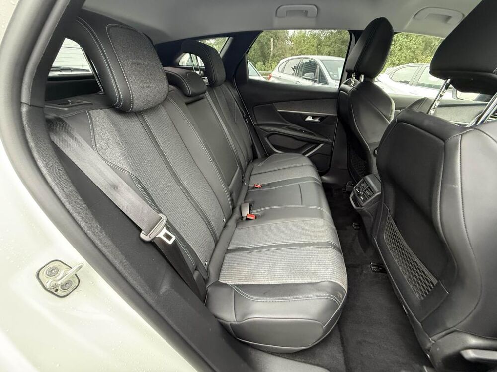 3008 Hybrid - 225 - BV e-EAT8 Allure Pack GPS + CAMERA AR + CARPL 2022 occasion 19100 Brive-la-Gaillarde