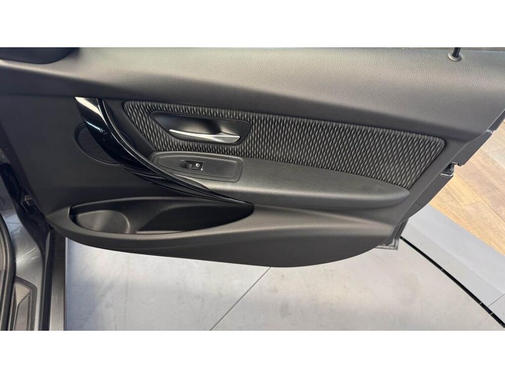 S&eacute;rie 3 320i Lounge F30 LCI - 184ch - Entretien BMW 2018 occasion 60740 Saint-Maximin