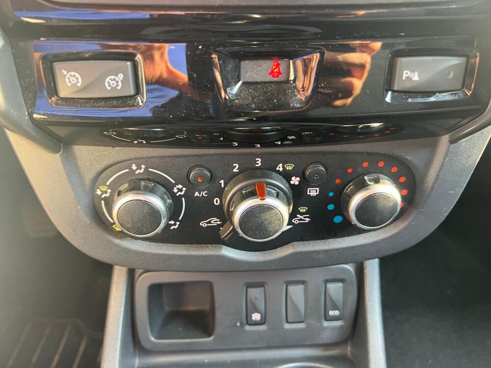 Duster 1.5 DCI 110 BLACK TOUCH 4X2 2017 occasion 42170 Saint-Just-Saint-Rambert