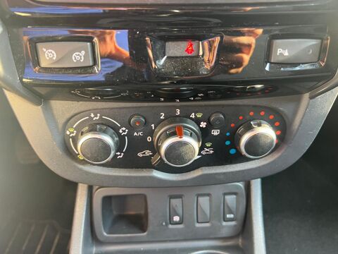 Duster 1.5 DCI 110 BLACK TOUCH 4X2 2017 occasion 42170 Saint-Just-Saint-Rambert