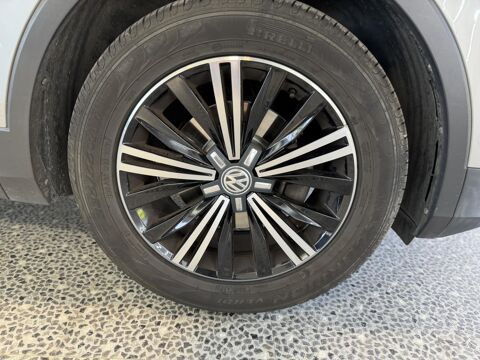 Tiguan 1.4 TSI 150CH ACT CARAT EXCLUSIVE DSG BVA GARANTIE 12 MOIS 2017 occasion 16000 Angoul&ecirc;me