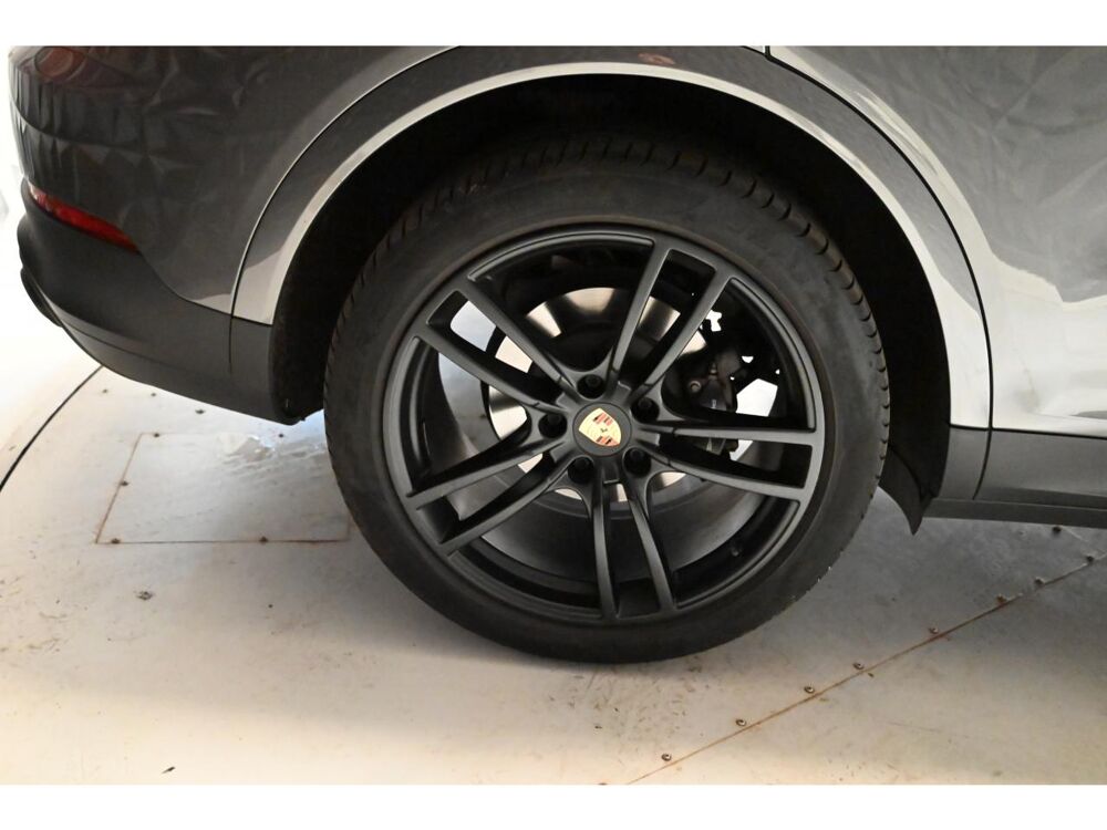 Cayenne 3.0i V6 - 340 - BVA Tiptronic S - Start&Stop 2017 . PHASE 1 2020 occasion 77100 Meaux