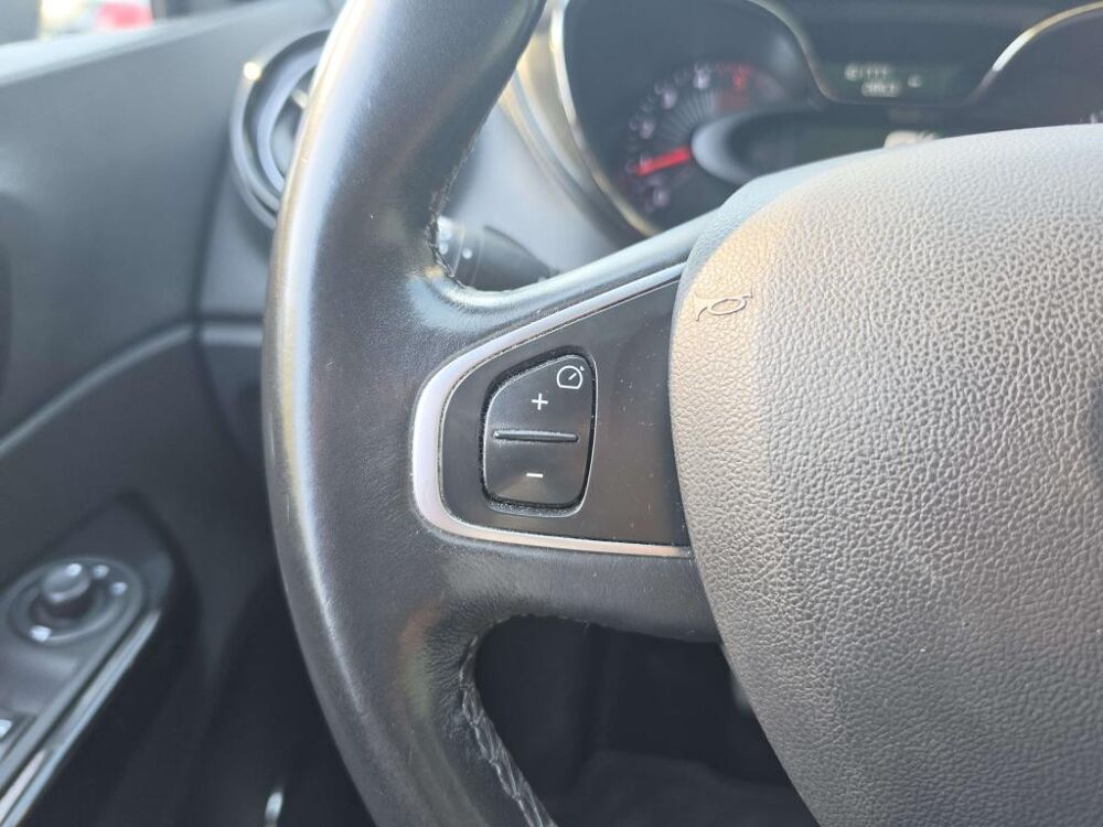 Captur 1.5 Energy dCi - 90 - BV EDC Euro 6 2015 Intens PHASE 1 2016 occasion 13760 Saint-Cannat