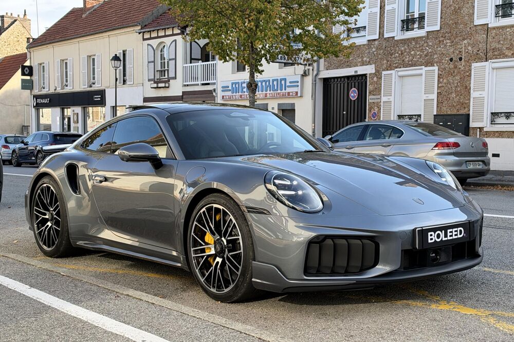 911 Porsche (992.2) Turbo S 3.6 T-Hybrid 711 ch PDK Toit ouvrant 2026 occasion 78760 Jouars-Pontchartrain