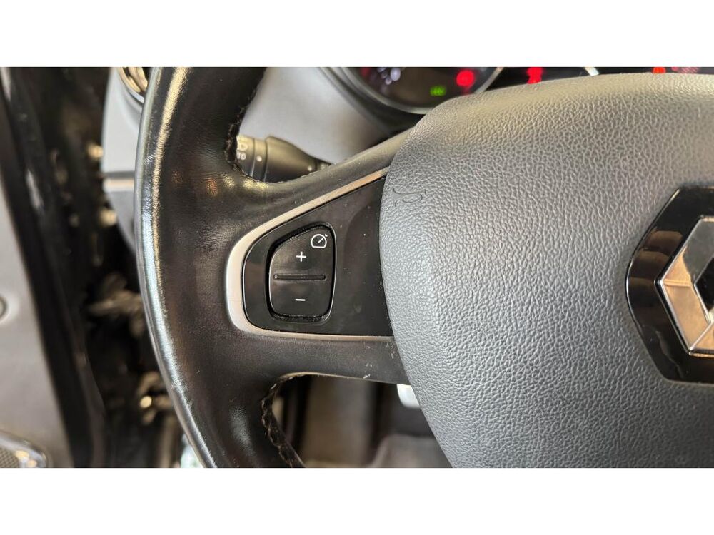 Captur 1.5 Energy dCi 110 Intens - 2nd Main - Radar de recul - Ent 2016 occasion 60740 Saint-Maximin