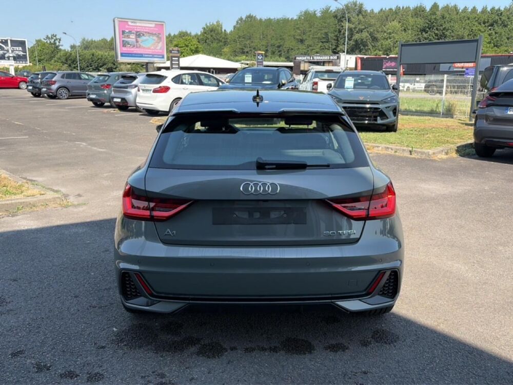 A1 30 tfsi 116 s line s tronic 7 2026 occasion 85150 Les Achards