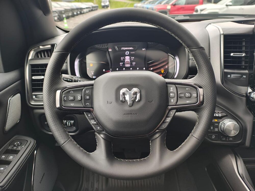 RAM 1500 CREW CAB REBEL 2025 occasion 91830 Le Coudray-Montceaux