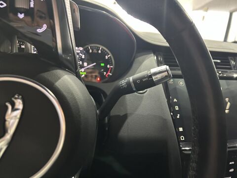 E-PACE P300e - PHEV - BVA - Stop/Start - AWD R-Dynamic Black Editi 2022 occasion 47200 Saint-Pardoux-du-Breuil