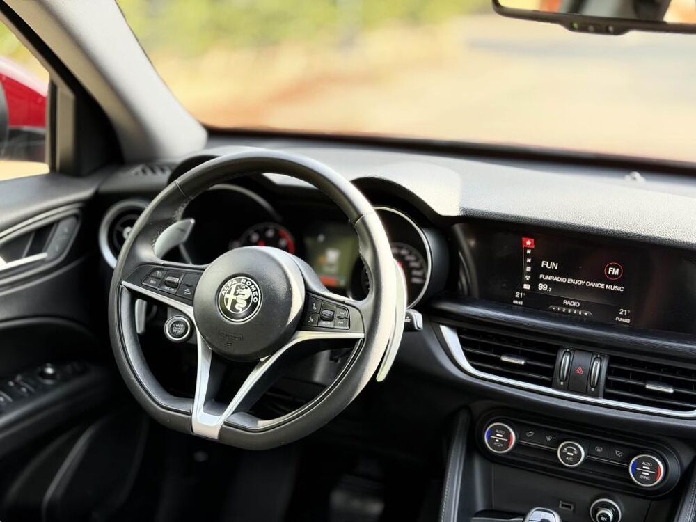 Stelvio BUSINESS 2.2 D - 190CH - BVA - CAM - HAYON ELEC - DNA SELECT 2019 occasion 13760 Saint-Cannat