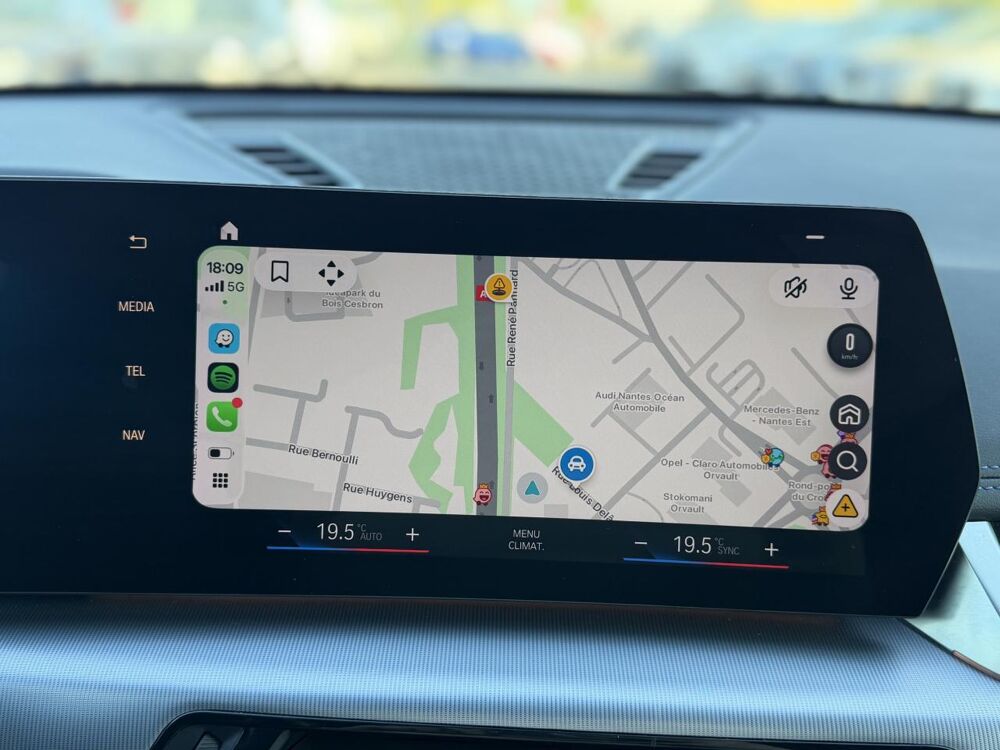 X1 M SPORT 18i 136ch BVA SDRIVE *PACK PREMIUM* 2023 occasion 44700 Orvault