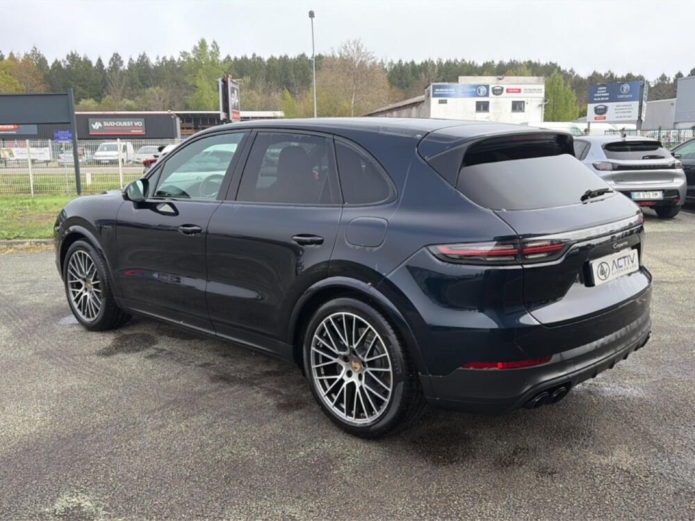 Cayenne (9ya) 3.0 v6 462 e-hybrid platinum edition 2023 occasion 85150 Les Achards