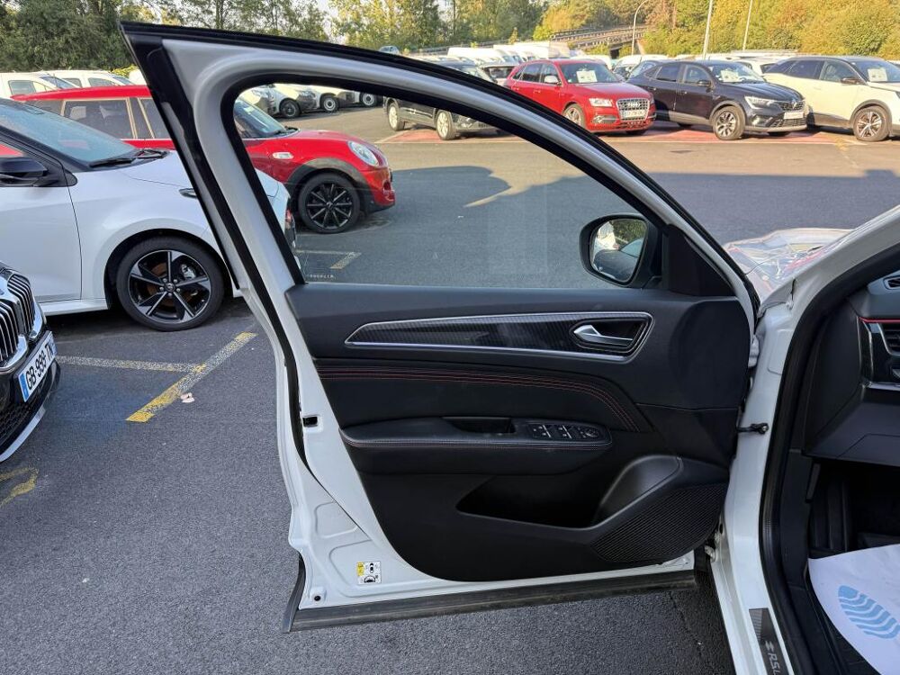 Arkana 1.3 Tce - 140 - BV EDC R.S. Line SUIVI RENAULT + GPS + CAME 2022 occasion 19100 Brive-la-Gaillarde