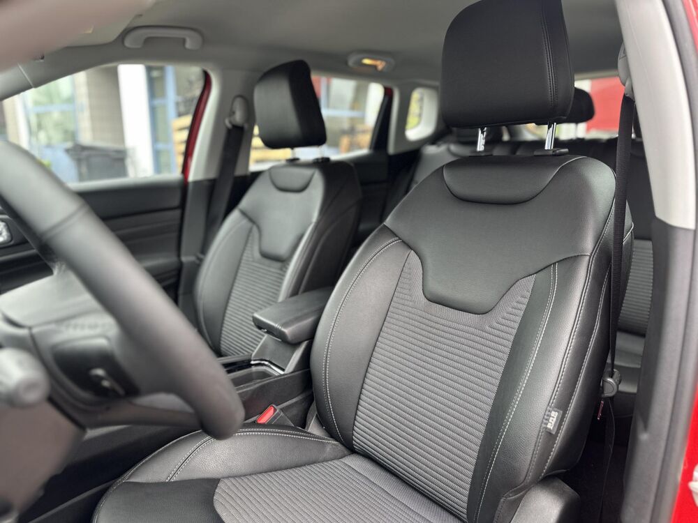 Compass 1.5 T 130 MHEV HYBRID SWISS ALTITUDE 2WD BVA 2024 occasion 94360 Bry-sur-Marne