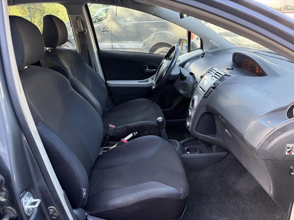 Yaris TS 1.8l - 132ch VVT-i SPORT / suivi d?entretien, mecanique 2007 occasion 30260 Orthoux-S&eacute;rignac-Quilhan