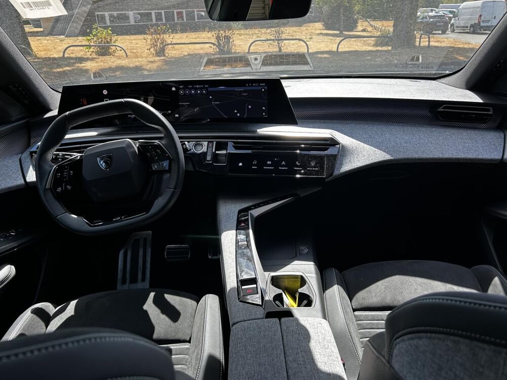 5008 1.2i Hybrid 145 GT e-DCS6 7pl  GPS  Alcantara  DriveAssis 2025 occasion 34190 Ganges