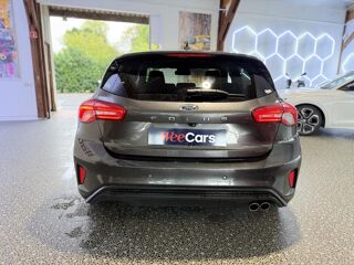 Focus 1.5 ECOBLUE 120 ST-LINE BVA GARANTIE 12 MOIS 2018 occasion 16000 Angoul&ecirc;me