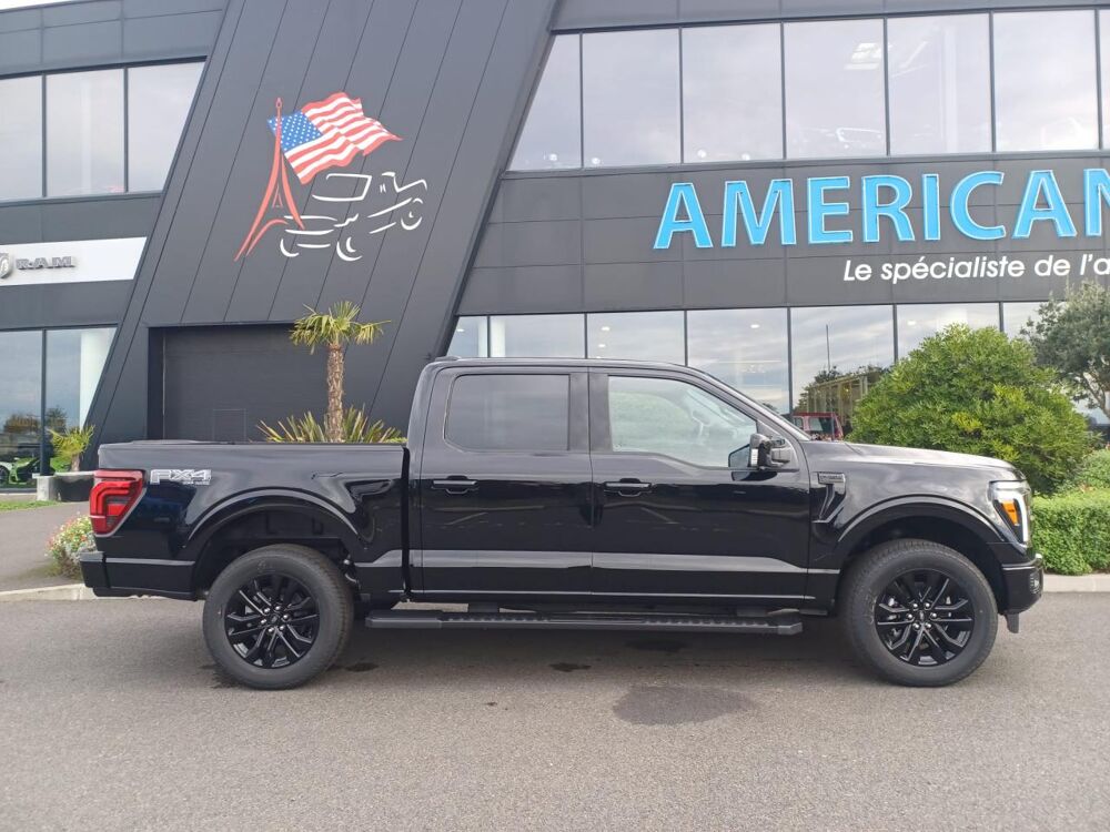 Divers Supercrew LARIAT Black Package V8 5.0L 2025 occasion 91830 Le Coudray-Montceaux