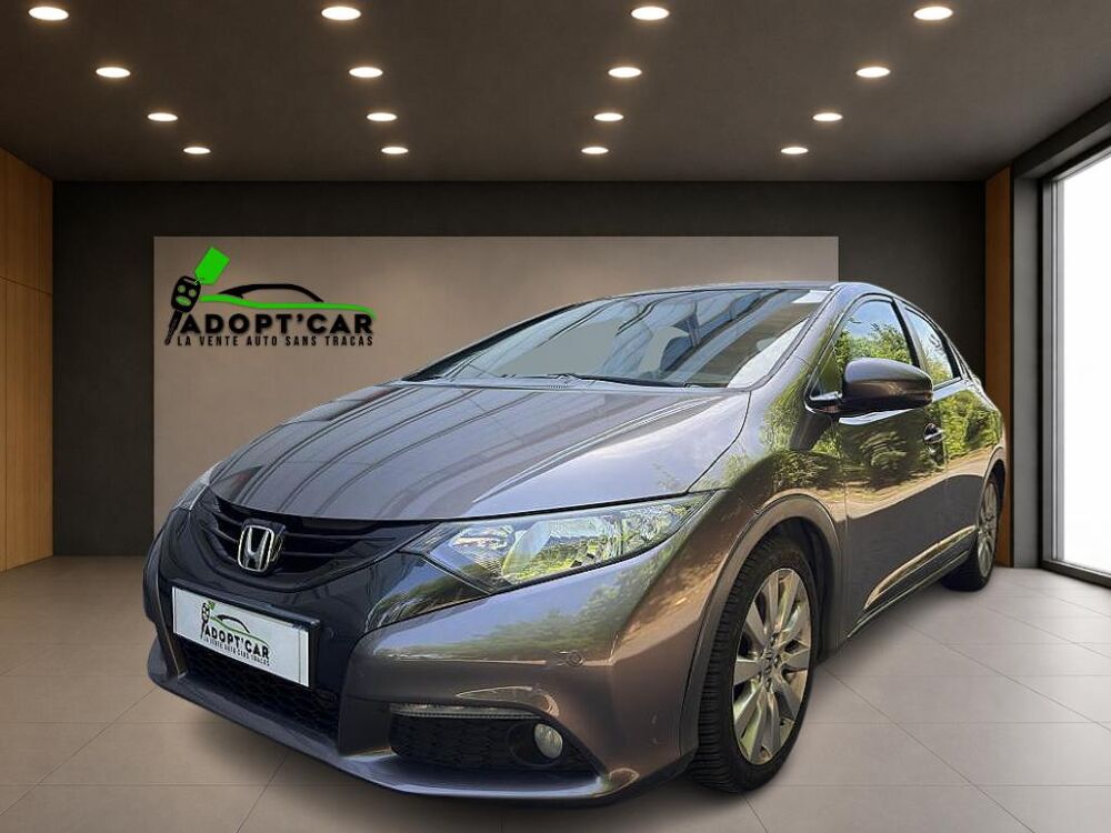 Civic 1.8 i-VTEC 2013 BERLINE Ex&eacute;cutive 2013 occasion 77185 Lognes