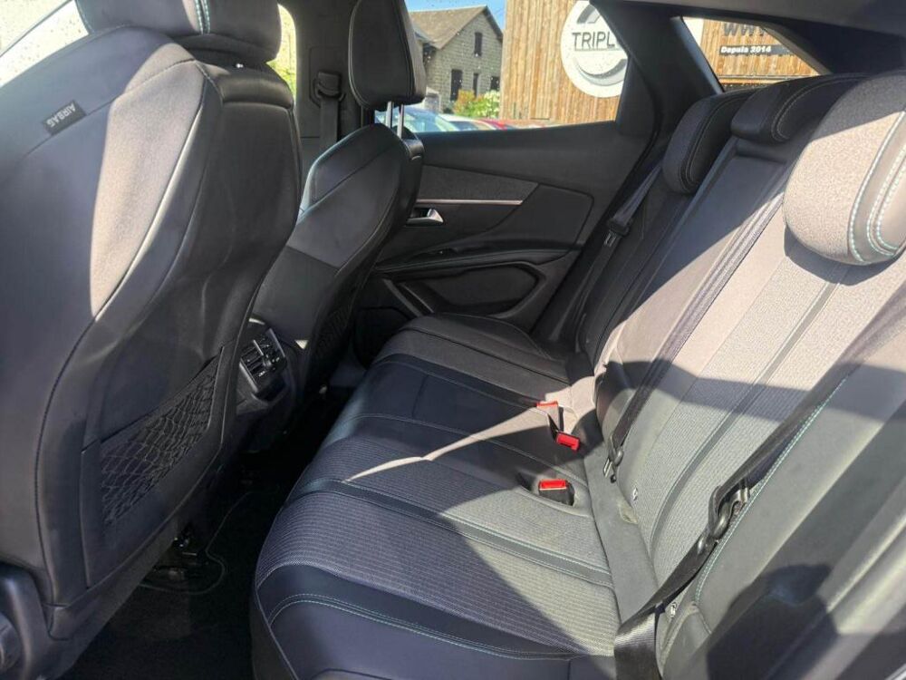 3008 Hybrid - 225 Bva Allure Pack gps + clim + radar AR 2021 occasion 19100 Brive-la-Gaillarde