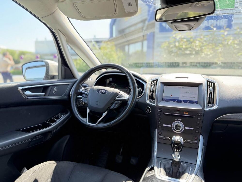 S-MAX TITANIUM - 2.0 - 150CH- 7PL - TOIT PANO - SIEGES CHAUFFANTS 2019 occasion 13760 Saint-Cannat