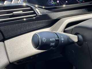 408 ALLURE 1.6 PHEV 180ch e-EAT8 **JANTES 19\'** 2024 occasion 44700 Orvault