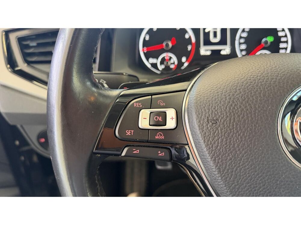 Polo 1.0 TSI 95 CONFORT LINE DSG BVA 2018 occasion 16000 Angoul&ecirc;me