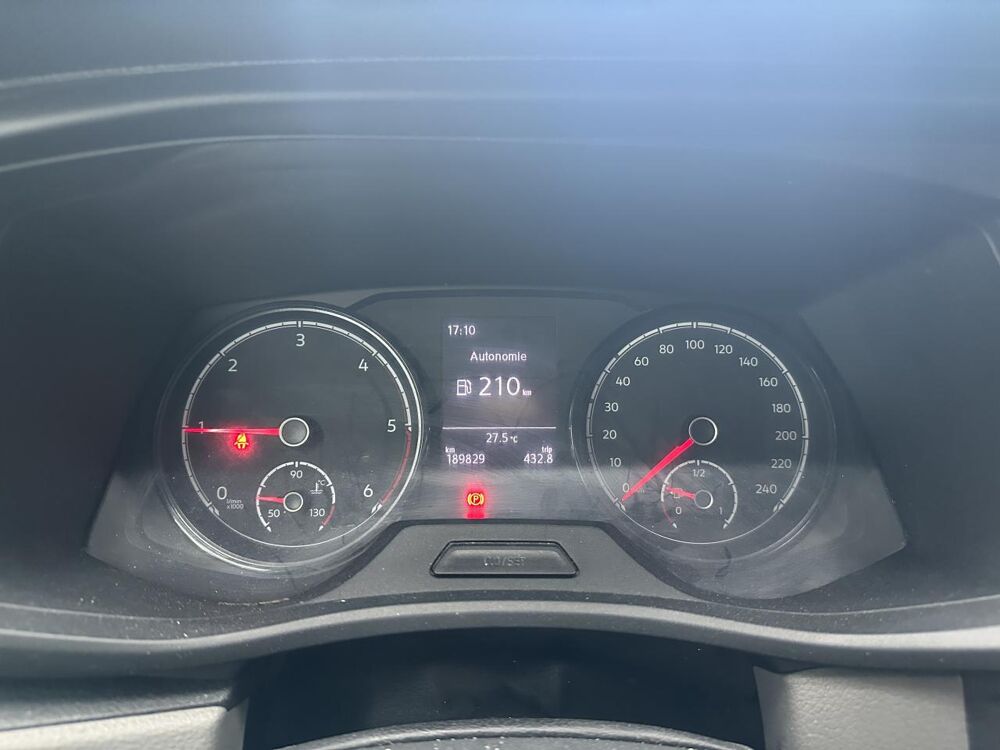 Transporter FOURGON T6 2.0 TDI 84 BLUEMOTION MITTEL 2022 occasion 33370 Artigues-pr&egrave;s-Bordeaux