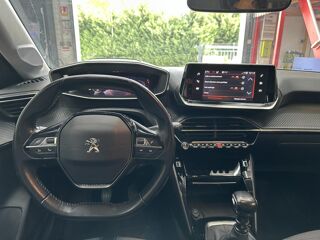 208 GENERATION-II 1.2 PURETECH 100 ALLURE START-STOP 2021 occasion 33370 Artigues-pr&egrave;s-Bordeaux