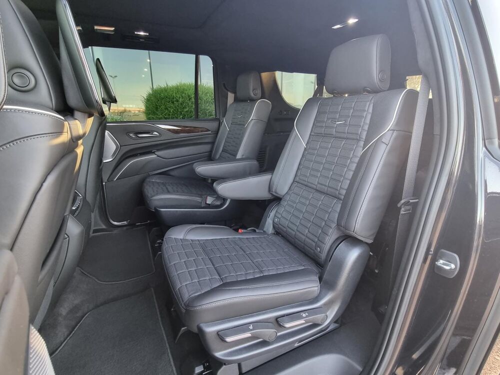 Escalade ESV Sport Platinum V8 6.2L 2026 occasion 91830 Le Coudray-Montceaux