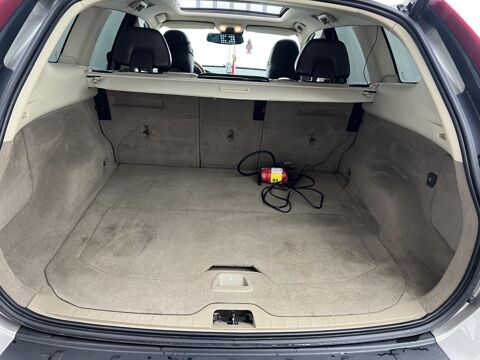 XC60 D4 FAP - 4x4 - 163 CH - Momentum - 5 Cylindres - 2013 - Gara 2013 occasion 33130 B&egrave;gles