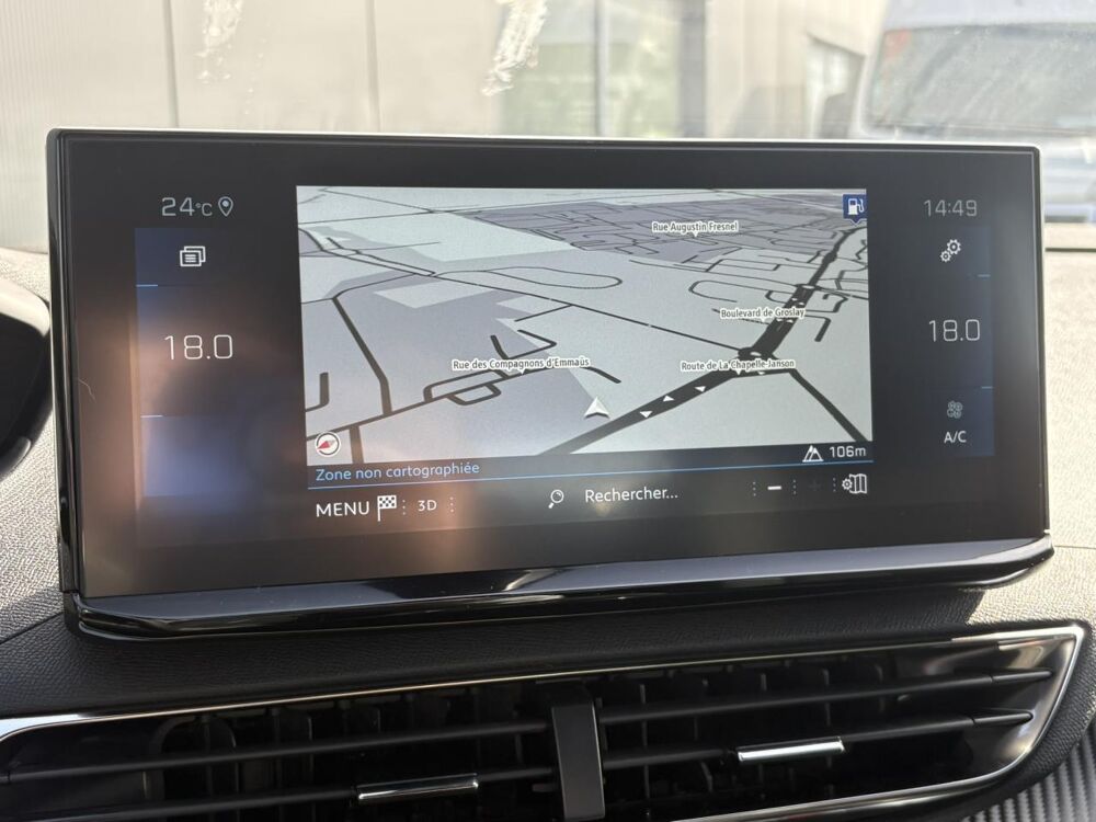3008 PureTech 130 Active Pack avec GPS 10\', Cam&eacute;ra et Apple Car 2023 occasion 35300 Foug&egrave;res