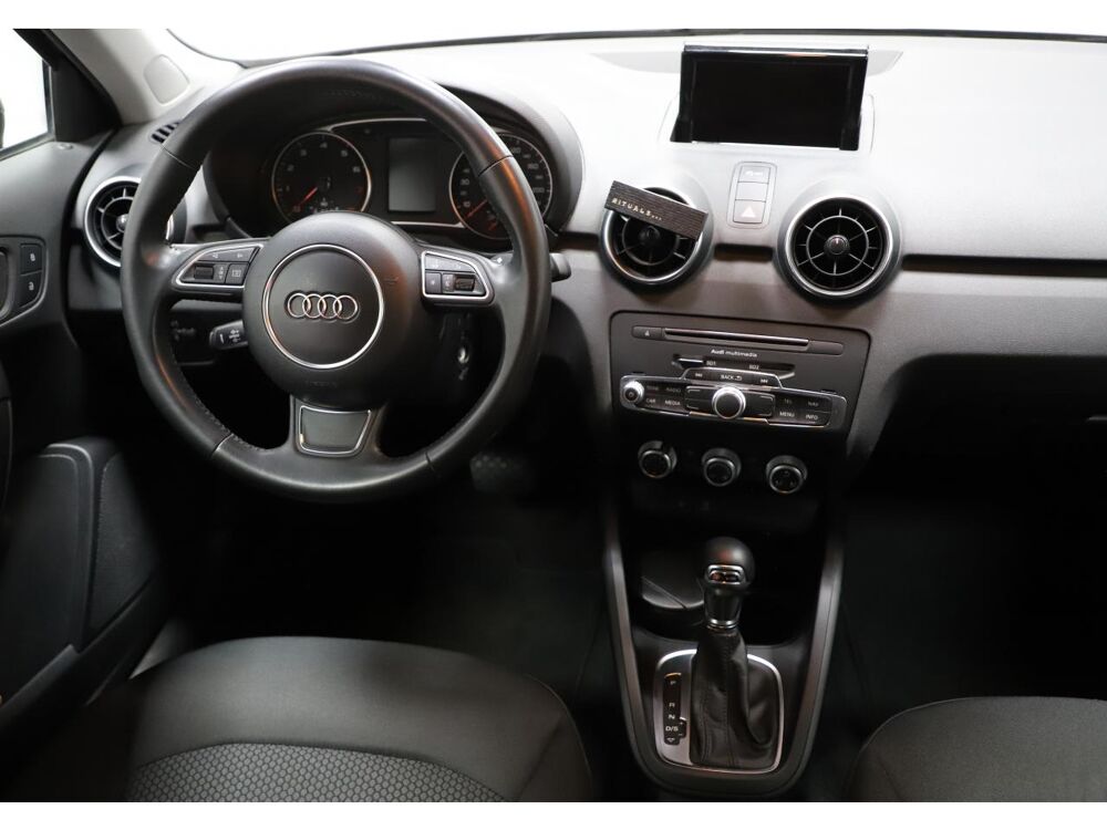 A1 1.0 TFSI ultra 95 Ambition - S-Tronic 2018 occasion 06550 La Roquette-sur-Siagne