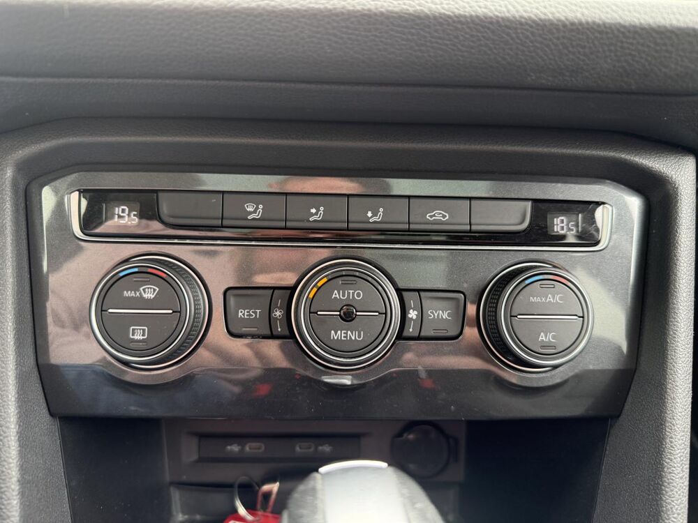Tiguan Allspace 1.5 TSI Evo - 150 - BV DSG 7 ALLSPACE Carat PHASE 2020 occasion 71880 Ch&acirc;tenoy-le-Royal