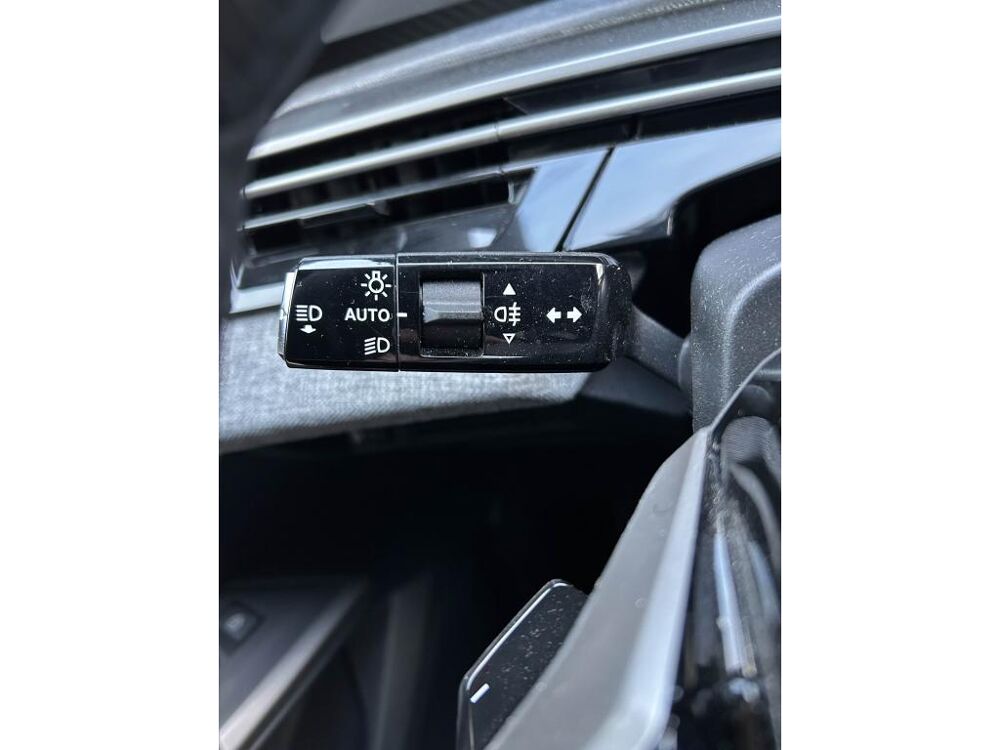5008 ALLURE HYBRID 136ch E-DCS6 2025 occasion 44700 Orvault