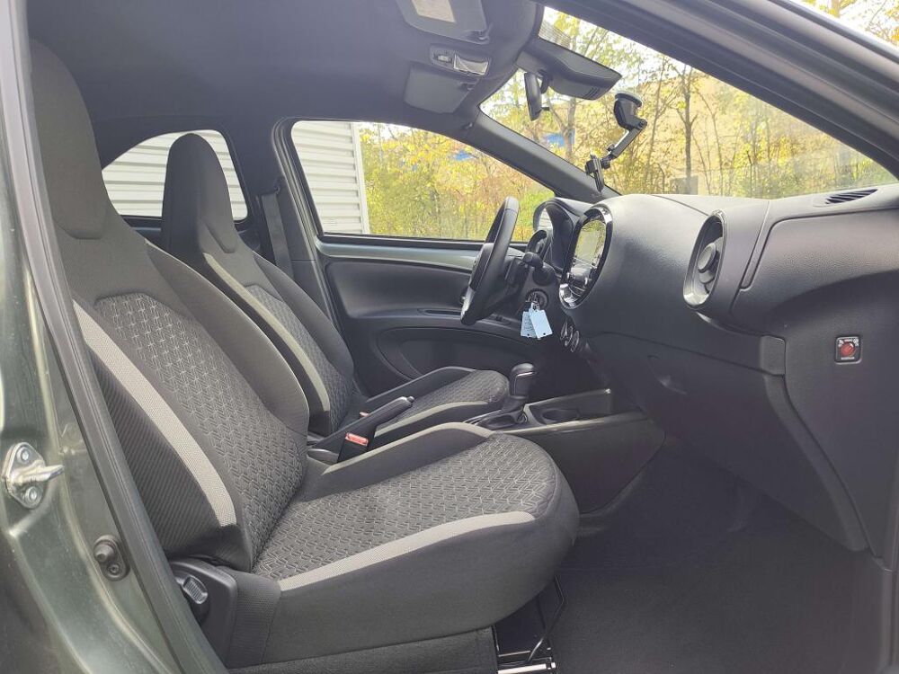 Aygo X 1.0 VVT-i 72 - BV S-CVT Design - CARPLAY 2023 occasion 77185 Lognes
