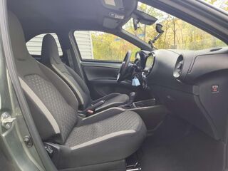 Aygo X 1.0 VVT-i 72 - BV S-CVT Design - CARPLAY 2023 occasion 77185 Lognes