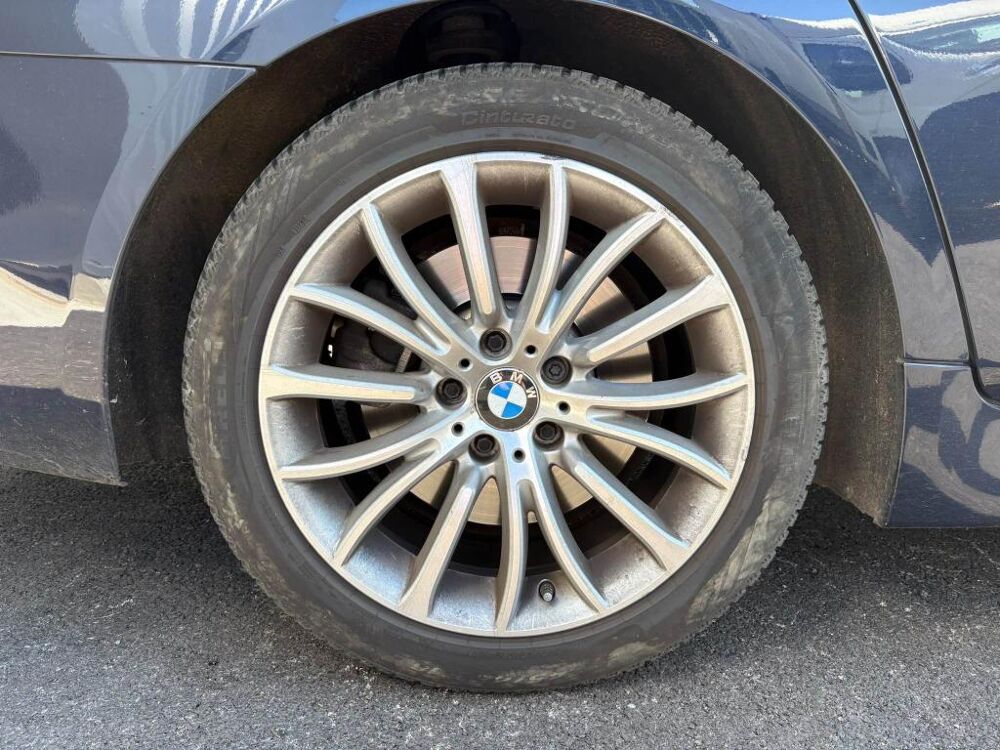 S&eacute;rie 5 530Xd F10 - 258ch - BVA ZF8 - Luxury LCI - Garantie 12 mois 2014 occasion 76710 Eslettes