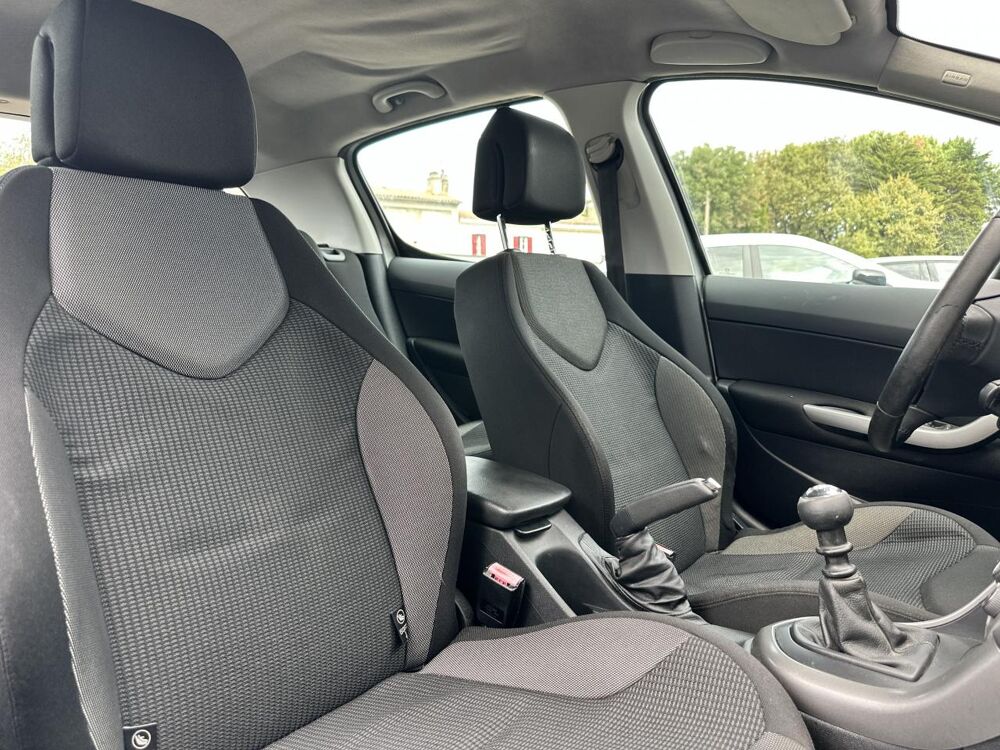 308 1.6 HDi 16V FAP - 110 - BV MP6 BERLINE Premium - GARANTIE 1 2008 occasion 33450 Montussan