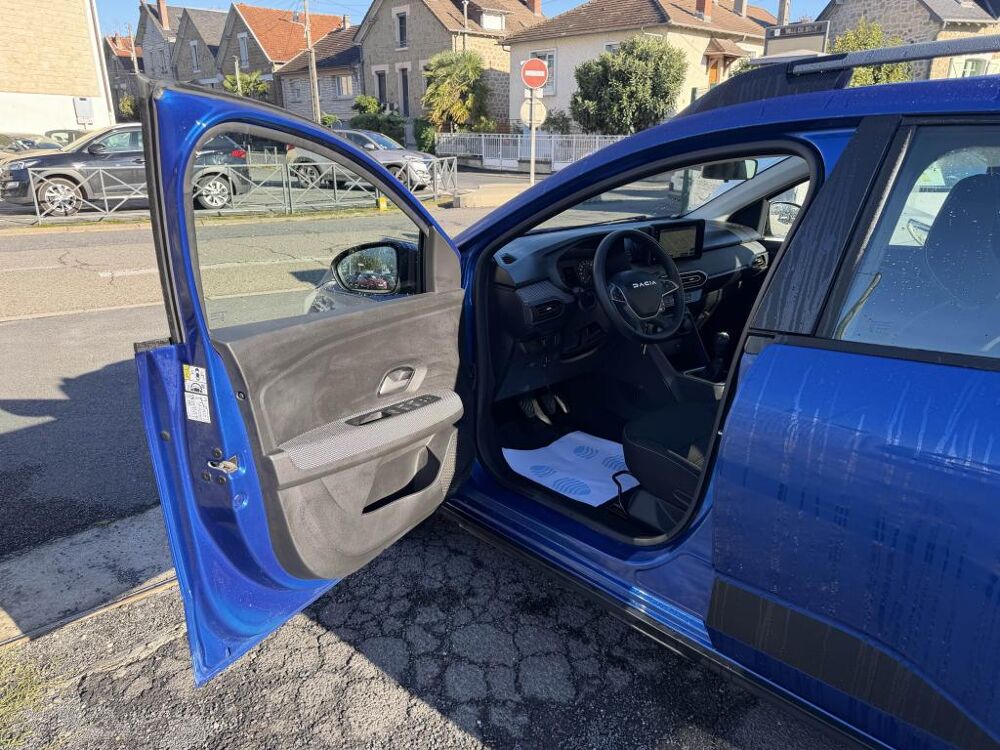 Sandero 1.0 TCe - 90 Expression gps + clim + radar AR 2024 occasion 19100 Brive-la-Gaillarde