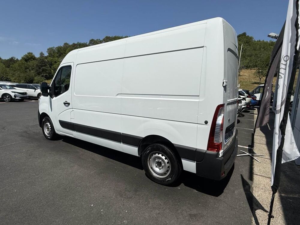 Master Confort F3300 L2H2 2.3 Blue dCi - 135 Fourgon Traction TVA R 2022 occasion 19100 Brive-la-Gaillarde