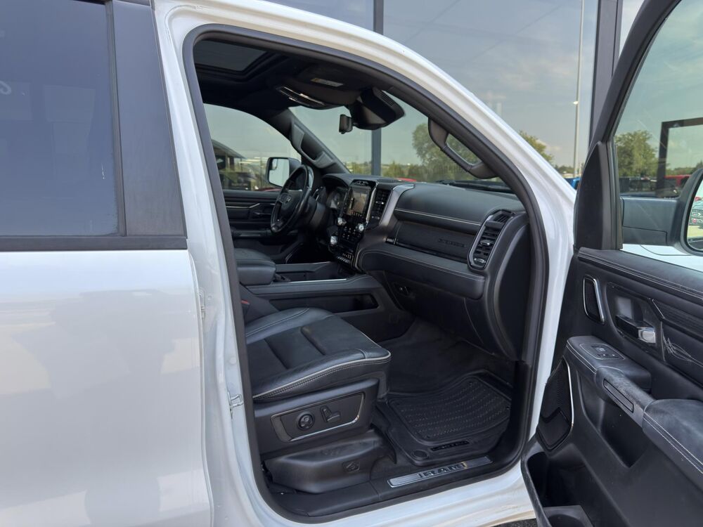 RAM 1500 CREWCAB LIMITED NIGHT EDITION - VENTE A MARCHAND 2022 occasion 91830 Le Coudray-Montceaux