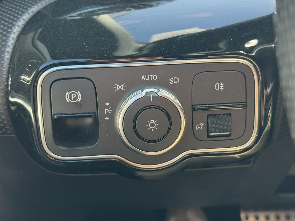 Classe A Berline 180 d 7G-DCT AMG Line 2019 occasion 35300 Foug&egrave;res