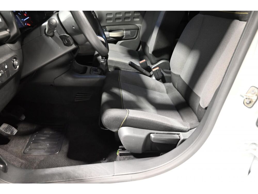 C3 1.2 PureTech 12V - 83 S&S 2016 BERLINE ENTREPRISE Feel Nav 2021 occasion 77100 Meaux