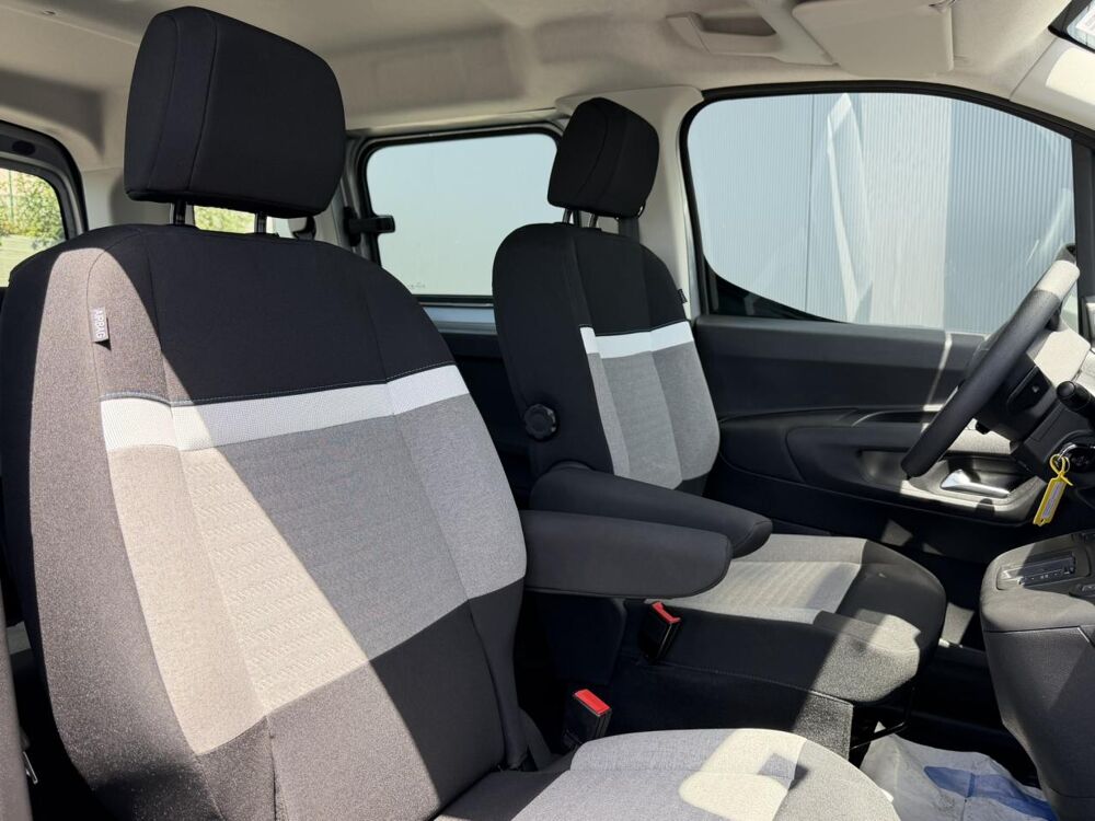 Berlingo &euml;-136 54kWh PLUS Automatique 5 Places 2025 occasion 35300 Foug&egrave;res