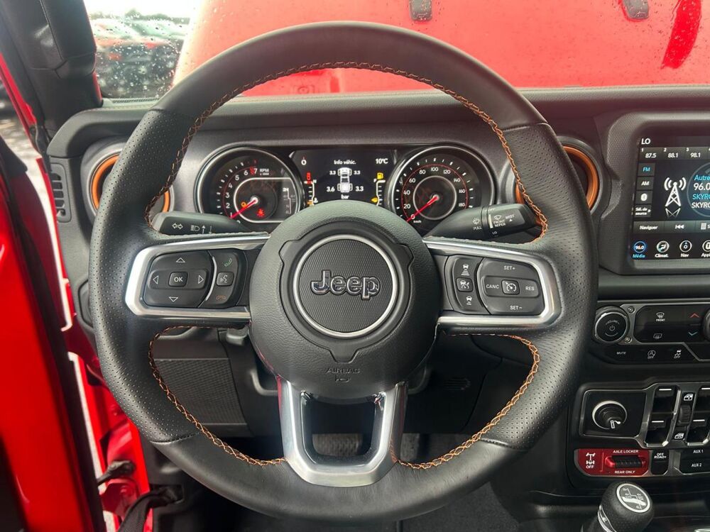 Divers Crew cab MOJAVE V6 3.6L Pentastar 2021 occasion 91830 Le Coudray-Montceaux