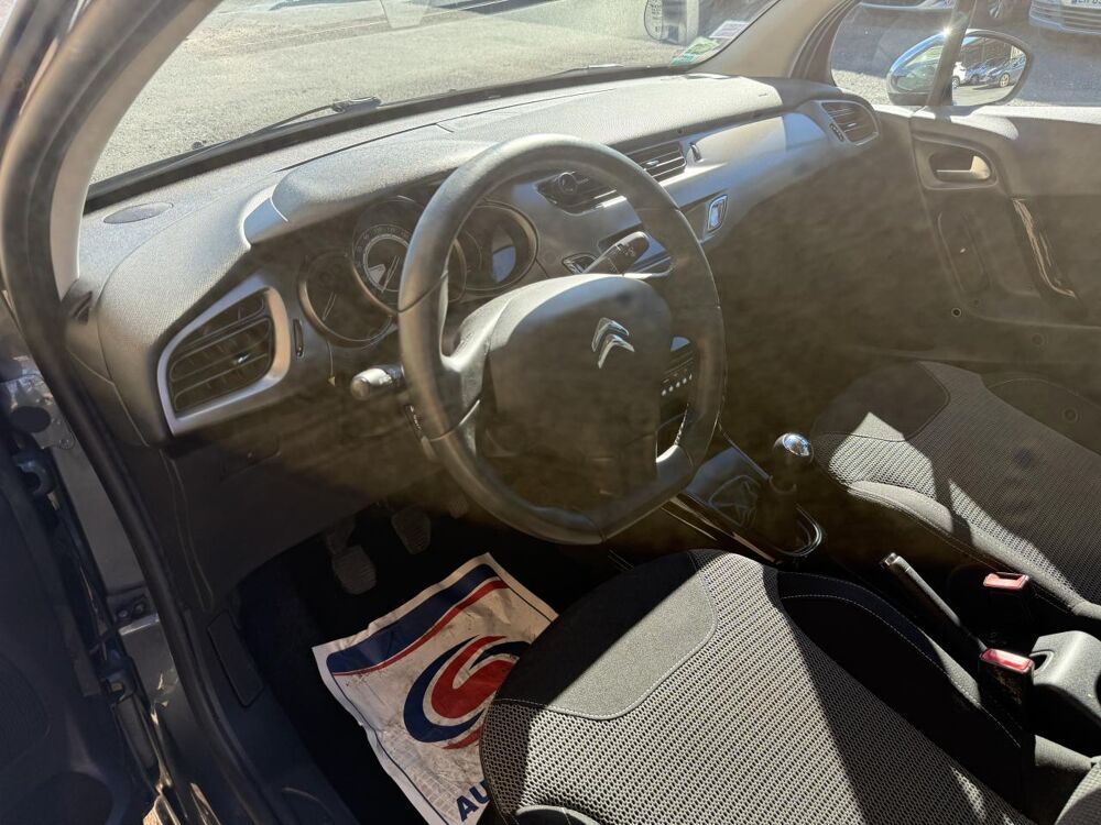 C3 1.2 PureTech 12V - 82 Confort PHASE 2 2014 occasion 19100 Brive-la-Gaillarde