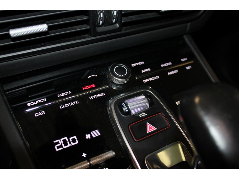 Cayenne Coup&eacute; 3.0i V6 462 BVA E-Hybrid Suivi Porsche Entretien r&eacute;cen 2020 occasion 59493 Villeneuve-d'Ascq