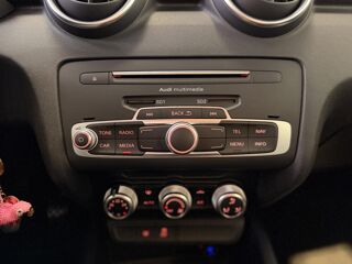 A1 SPORTBACK 1.4 TDI 90CH GARANTIE 12 MOIS 2015 occasion 16000 Angoul&ecirc;me