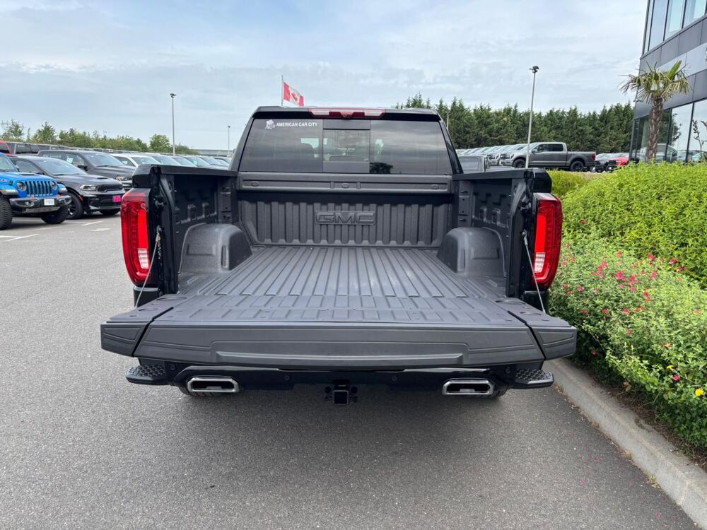 Sierra 1500 Crew cab Denali DIESEL DURAMAX 3.0L 2026 occasion 91830 Le Coudray-Montceaux